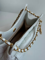 CHANEL 25S HOBO BAG 19 CM IN WHITE LAMBSKIN WITH GOLD HARDWARE