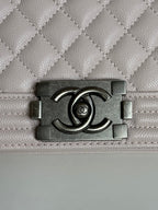 CHANEL BOY BAG MEDIUM 25 IN PINK NUDE CALFSKIN