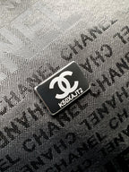 CHANEL SHOULDER BAG 40 IN BLACK SOFT LAMBSKIN EMBOSSED LOGO SILVER HARDWARE