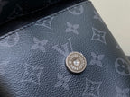 ENVELOPE POUCH 18 IN BLACK MONOGRAM ECLIPSE CANVAS