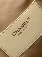 CHANEL 25S HOBO BAG 40 IN LIGHT BEIGE CAVIAR LEATHER WITH GOLD HARDWARE