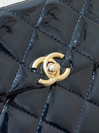 CHANEL 25S  TOTE CROSSBODY BAG 19 IN BLACK GLOSSY LEATHER WITH METAL HANDLE