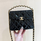 CHANEL 25S  TOTE CROSSBODY BAG 19 IN BLACK GLOSSY LEATHER WITH METAL HANDLE