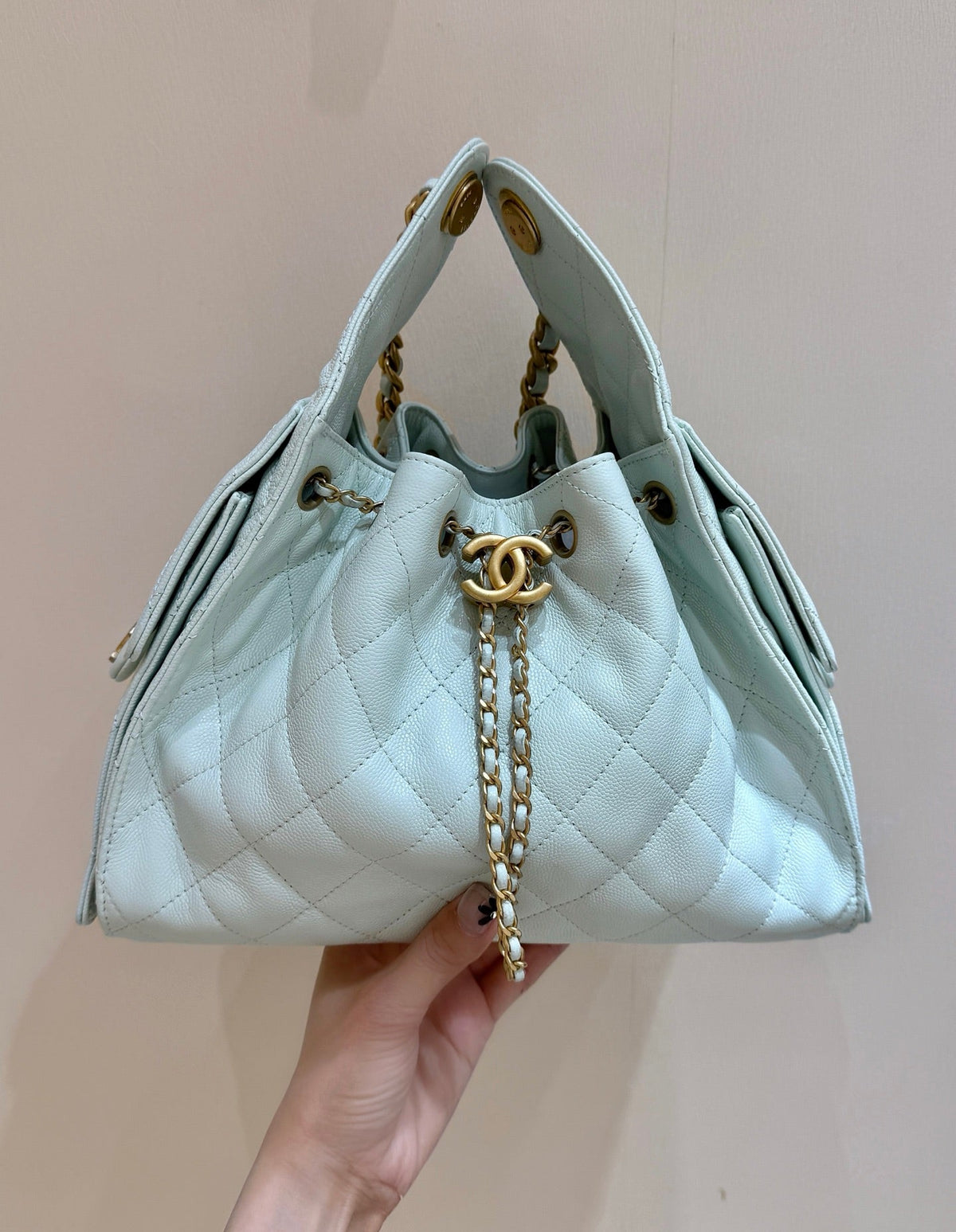 CHANEL 25S HANDBAG IN PALE CYAN 30 CALFSKIN GOLD HARDWARE